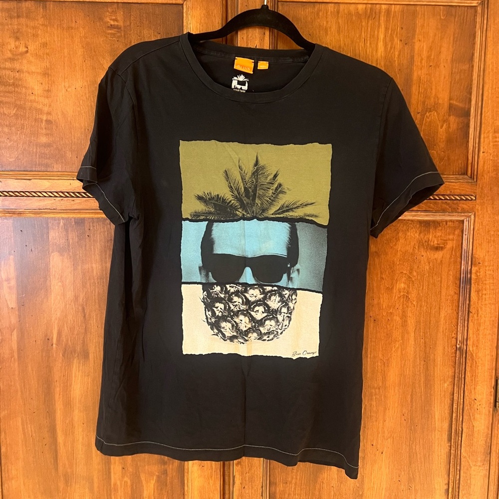 BOSS Orange | Black T Shirt | Sz S | Small Defect at Back Neck | Never Worn